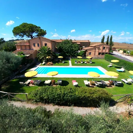 בית נופש Near Trasimeno With Pool *