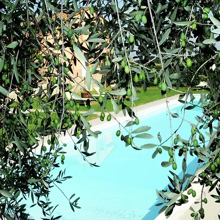 בית נופש Near Trasimeno With Pool קאסטיגליונה דל לאגו